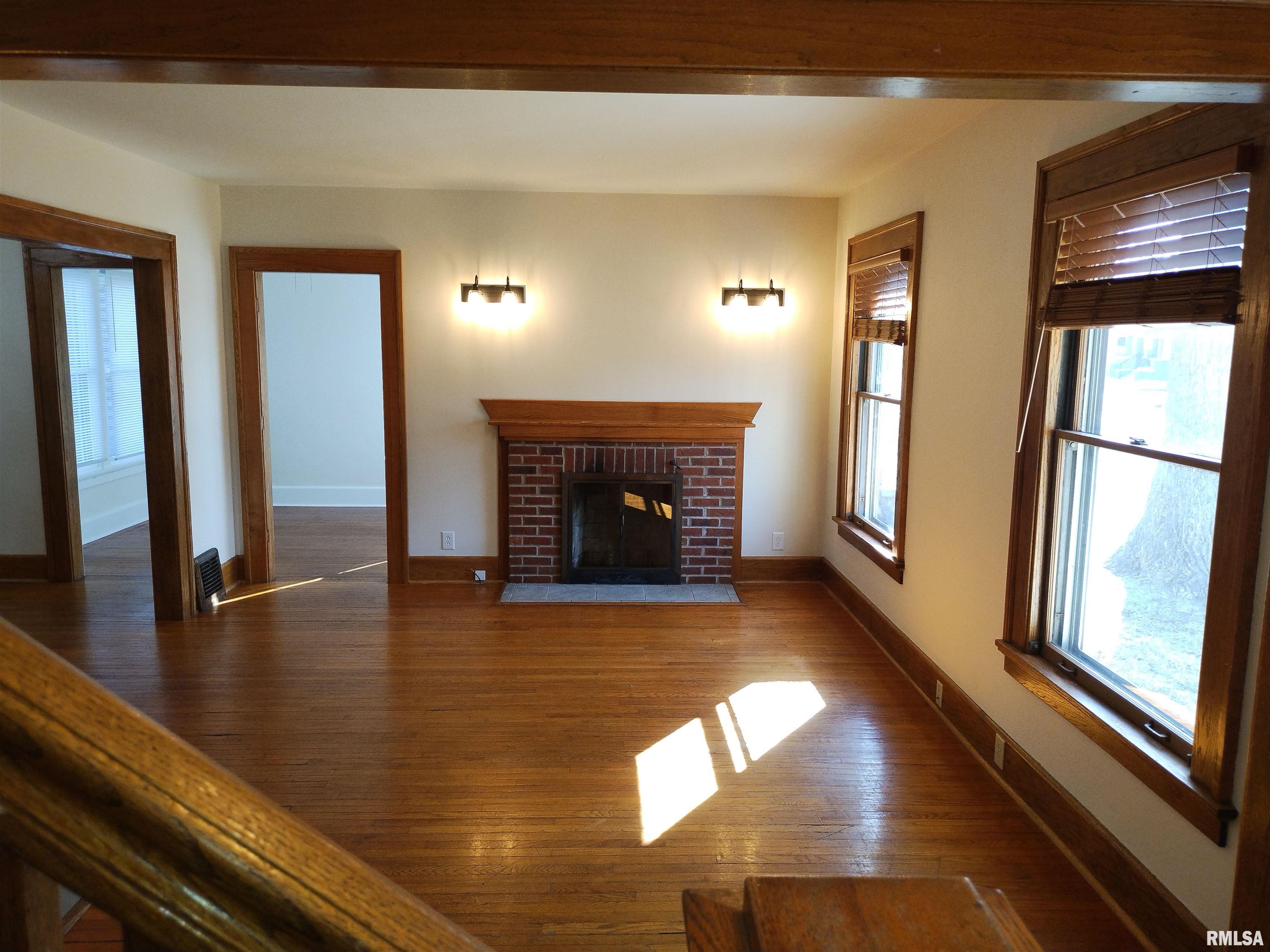1520 South 4th Street Springfield, IL 62703 - Photo 2 of 19