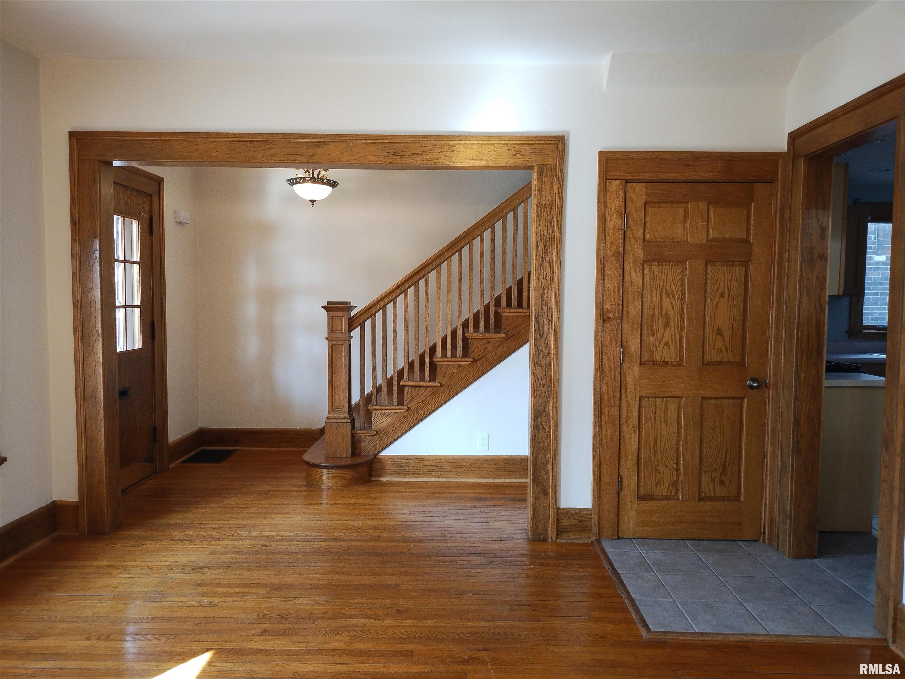 1520 South 4th Street Springfield, IL 62703 - Photo 3 of 19