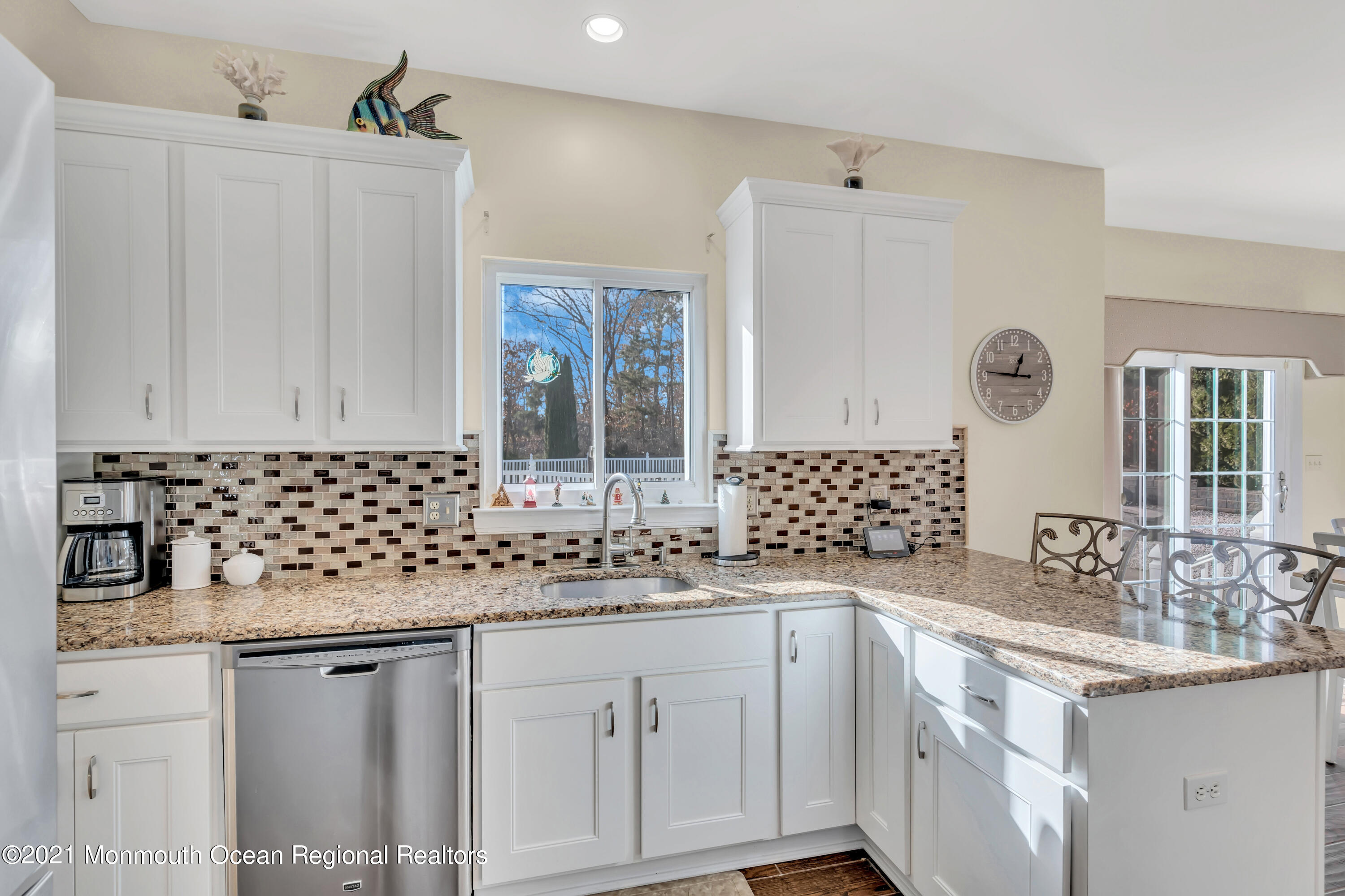 5 Sugar Hill Road Manahawkin, NJ 08050 - Photo 10 of 53 027_dsc09456