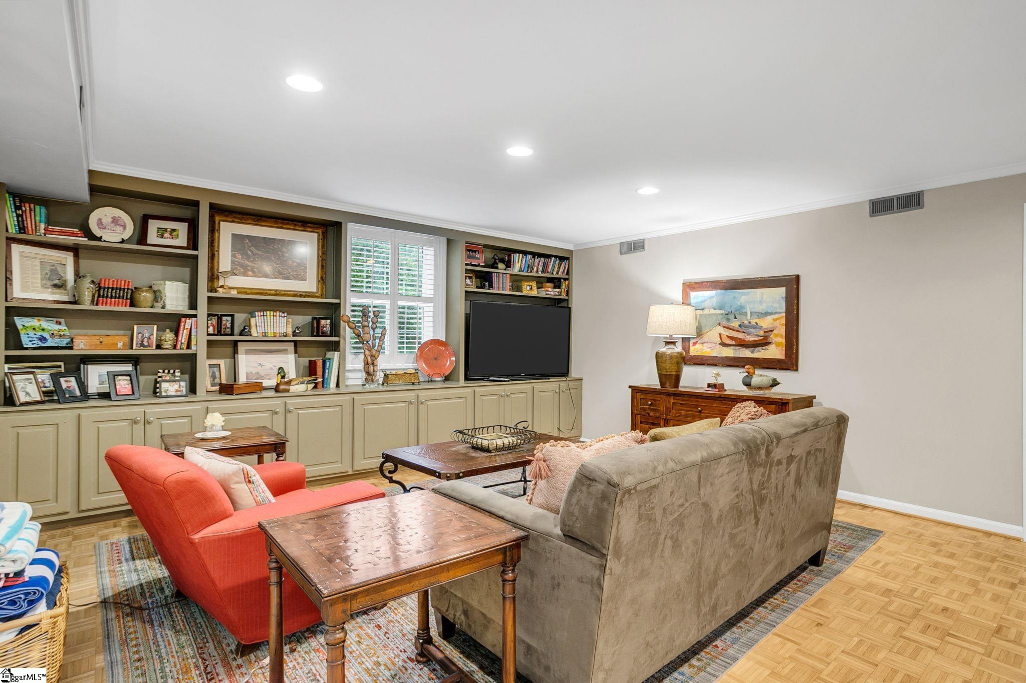9 Barksdale Road Greenville, SC 29607 - Photo 29 of 49 Gallery Image 29