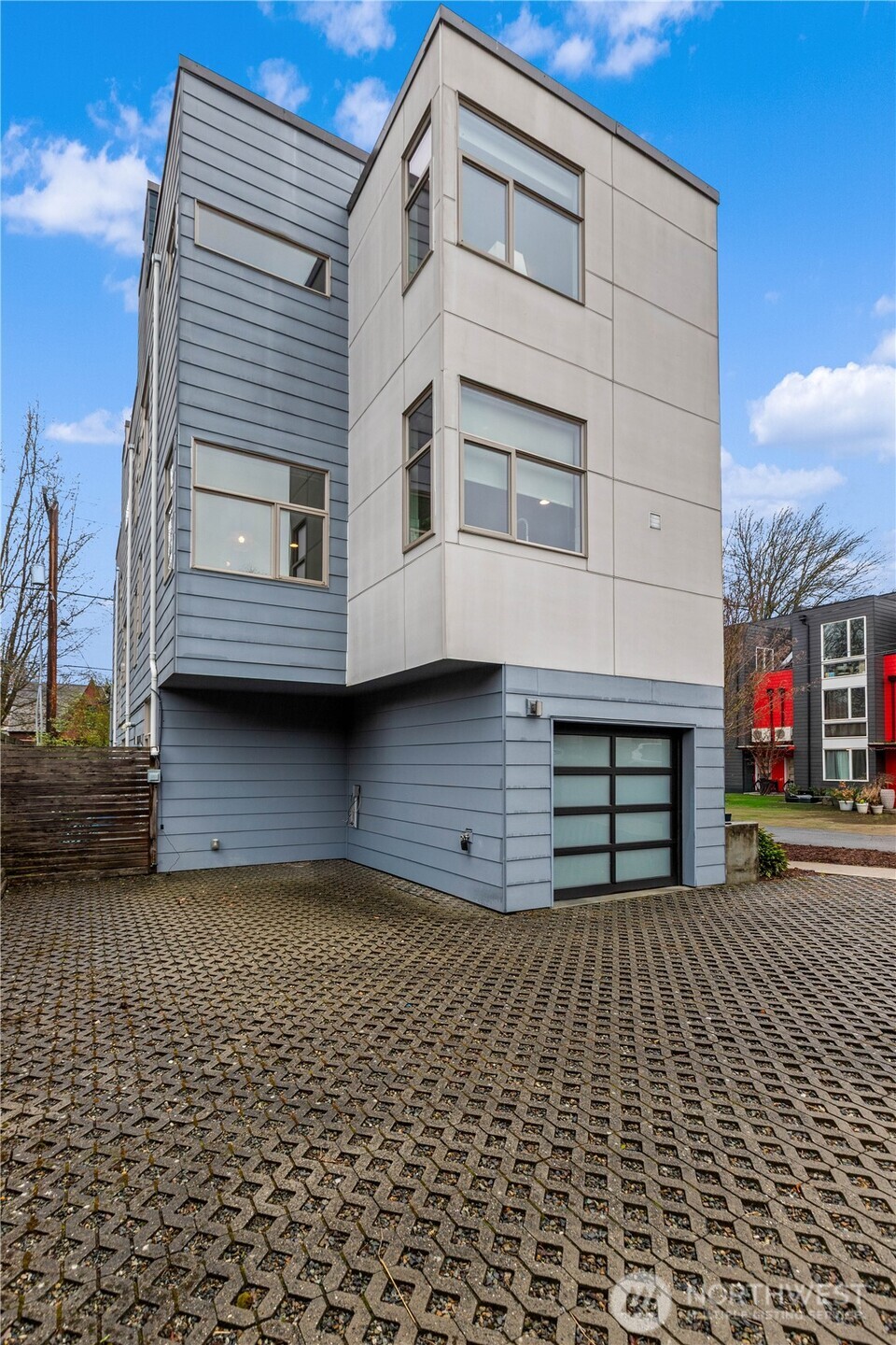 2514 South Washington Street Seattle, WA 98144 - Photo 2 of 40