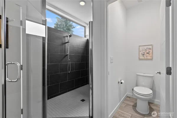 $712,500 | 2514 South Washington Street, Seattle, WA 98144