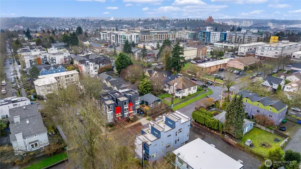 $712,500 | 2514 South Washington Street, Seattle, WA 98144