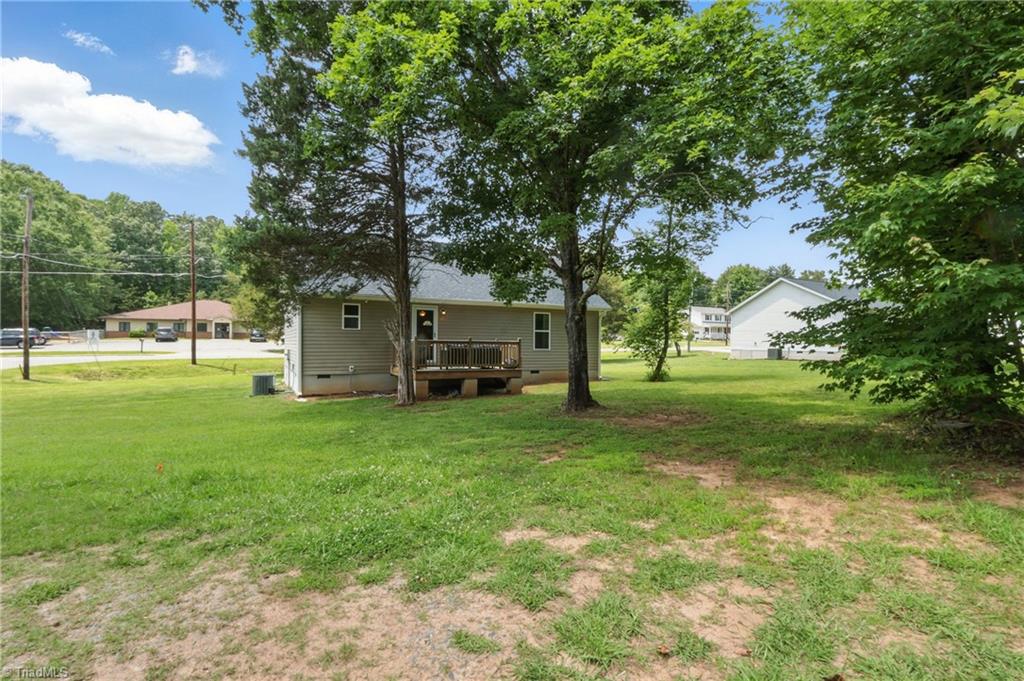4402 Southern Webbing Mill Road Greensboro, NC 27405 - Photo 14 of 15 Gallery Image 14