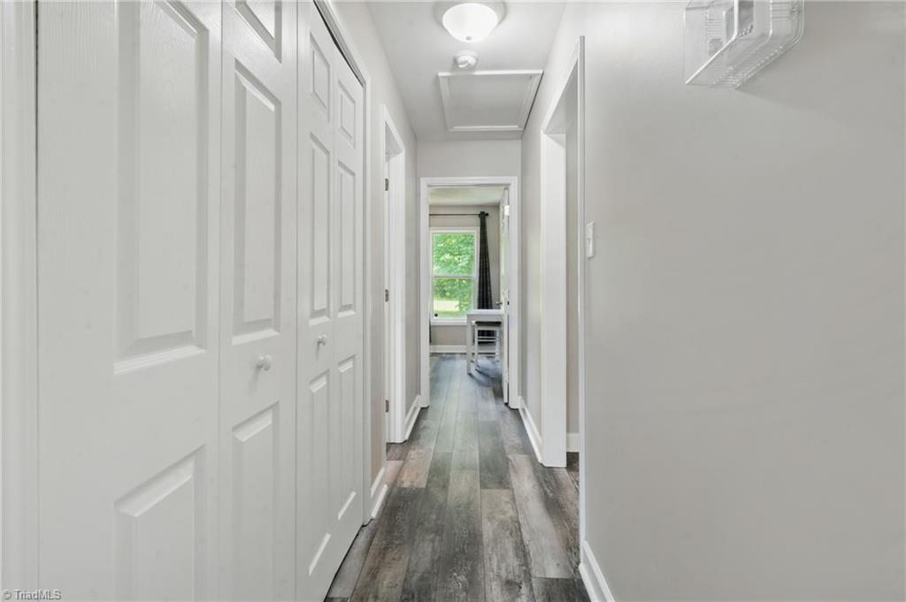 4402 Southern Webbing Mill Road Greensboro, NC 27405 - Photo 9 of 15 Gallery Image 9
