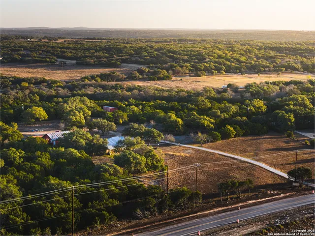 $895,000 | 10700 Farm To Market 32, Fischer, TX 78623