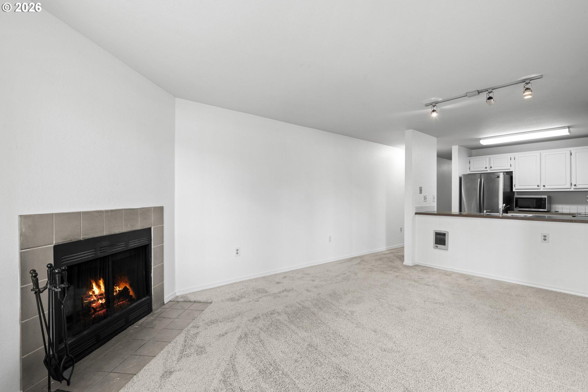 17516 Northwest Springville Road, Unit B7 Portland, OR 97229 - Photo 7 of 35 Gallery Image 7