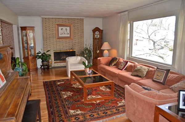 59 Auburndale Road Marblehead, MA 01945 - Photo 2 of 17