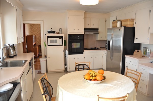 59 Auburndale Road Marblehead, MA 01945 - Photo 5 of 17