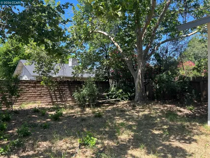 $249,500 | 2085 Acwron Drive, Red Bluff, CA 96080
