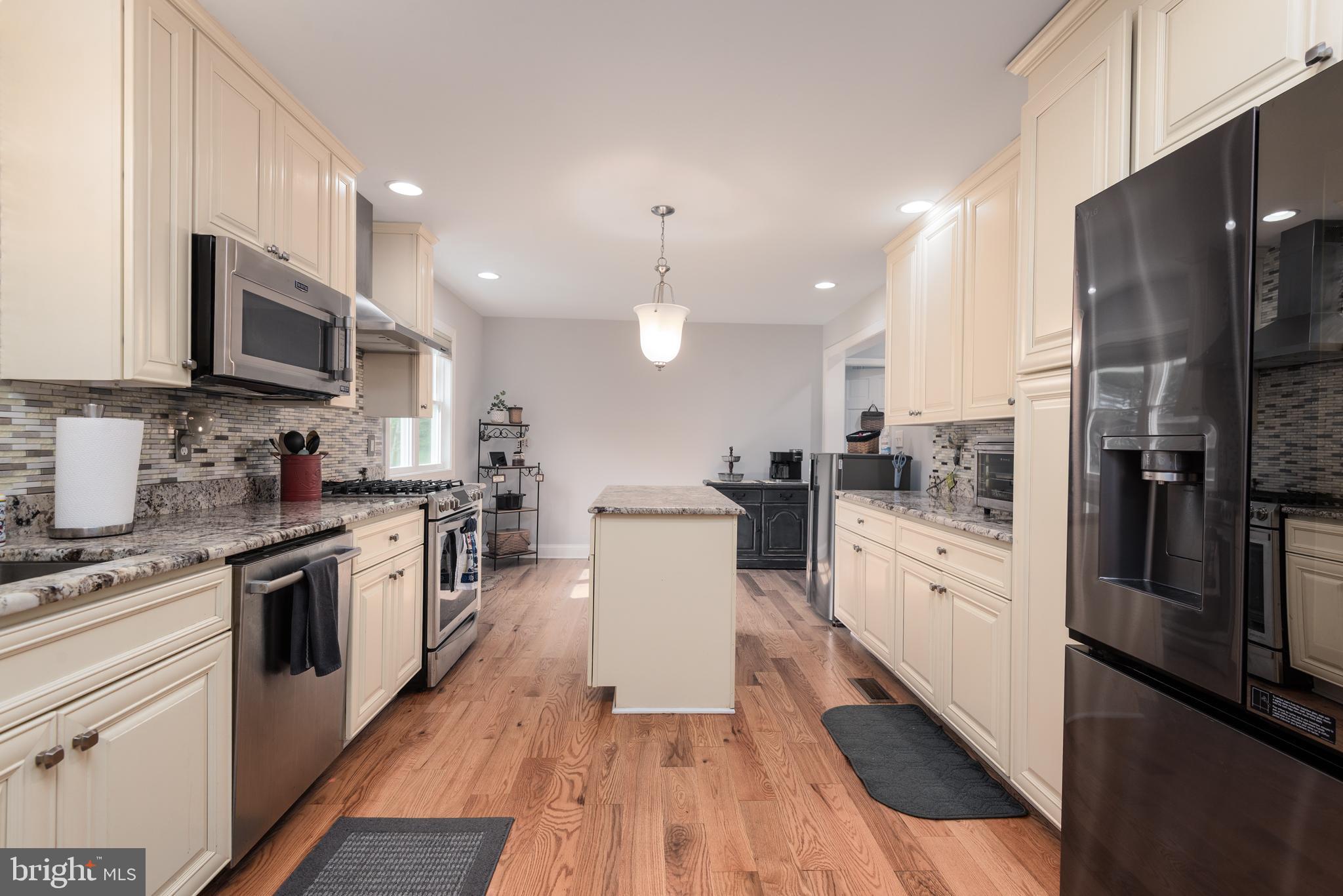 1700 Bennett Point Road Queenstown, MD 21658 - Photo 7 of 41 Gourmet kitchen