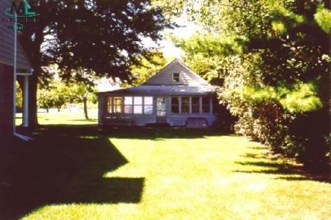 1095 South Lakeshore Road Carsonville, MI 48419 - Photo 2 of 6 840754-1.JPG