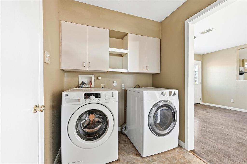 81937 Highway 289 Pottsboro, TX 75076 - Photo 15 of 33 a utility room with dryer and washer