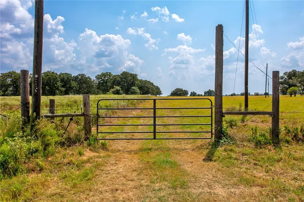 $349,000 | 11733 Winstead Lane, Calvert, TX 77837