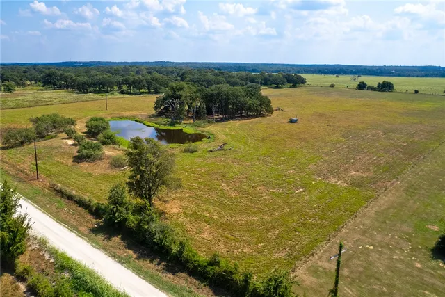 $349,000 | 11733 Winstead Lane, Calvert, TX 77837