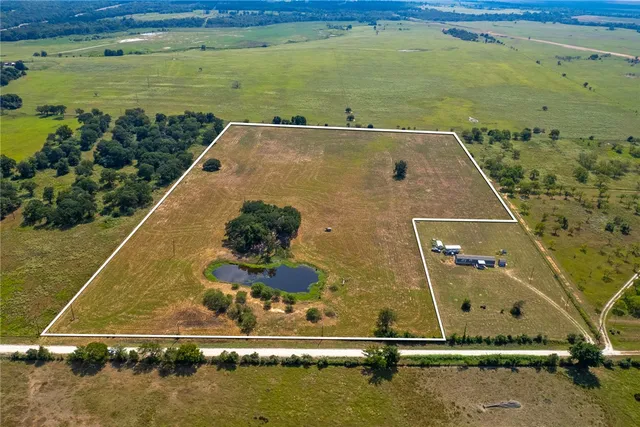 $349,000 | 11733 Winstead Lane, Calvert, TX 77837