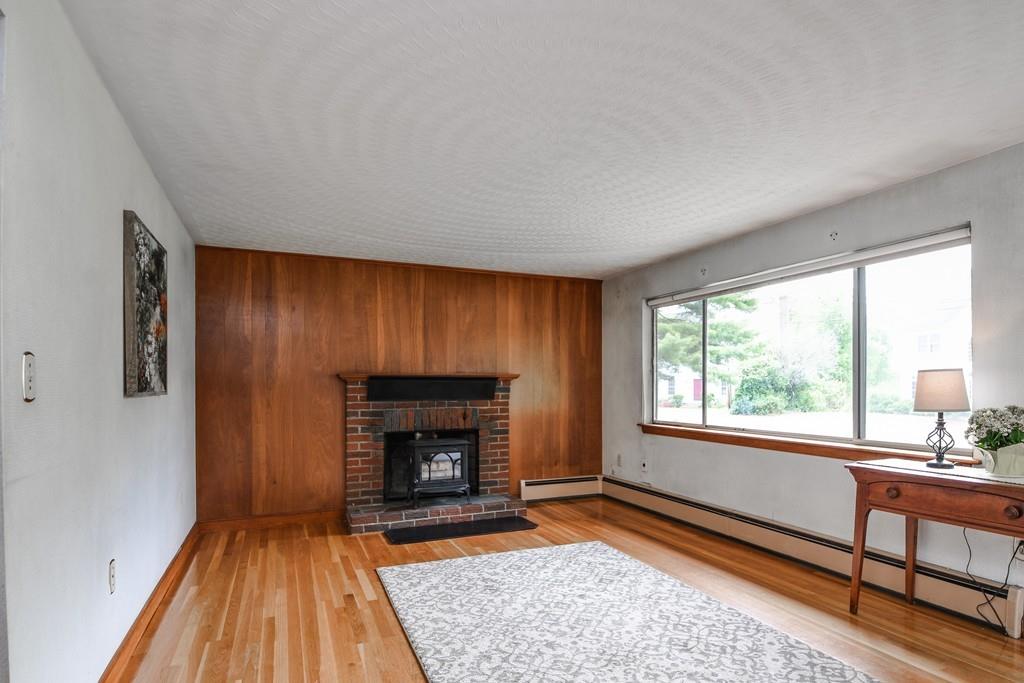 79 Joseph Road Framingham, MA 01701 - Photo 6 of 26