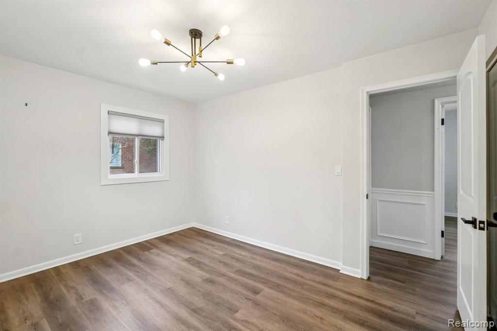 1156 Sycamore Drive Rochester, MI 48307 - Photo 16 of 35 Gallery Image 16