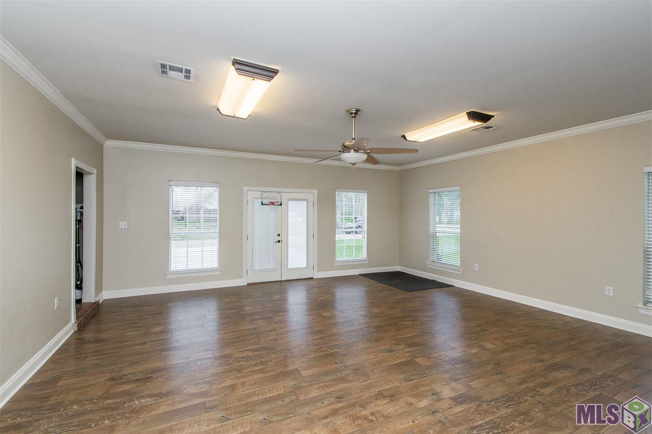 11087 Savoy Road St. Amant, LA 70774 - Photo 9 of 15 Gallery Image 9