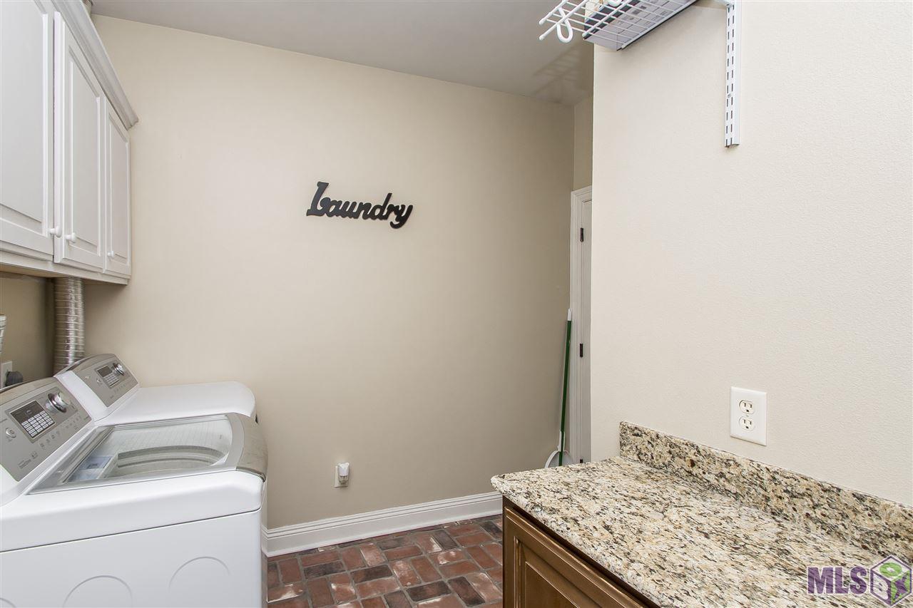 11087 Savoy Road St. Amant, LA 70774 - Photo 10 of 15 Gallery Image 10
