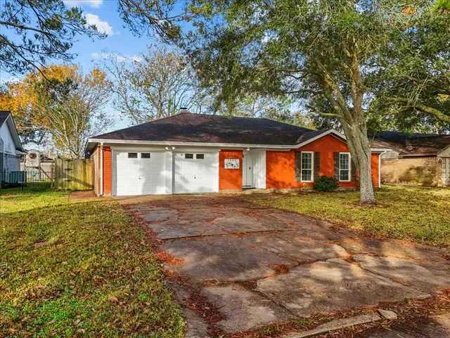 $225,000 | 1506 Parkway Drive, Alvin, TX 77511