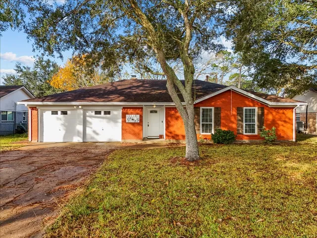 $225,000 | 1506 Parkway Drive, Alvin, TX 77511