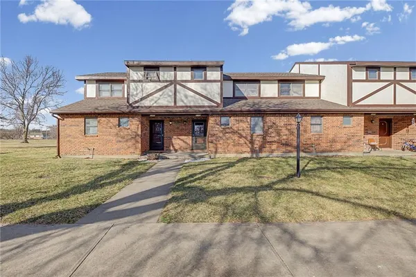$165,000 | 1103 Jeff Circle, Paola, KS 66071