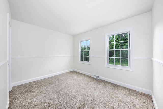 2010 Bilter Road Aurora, IL 60502 - Photo 23 of 47 an empty room with a window