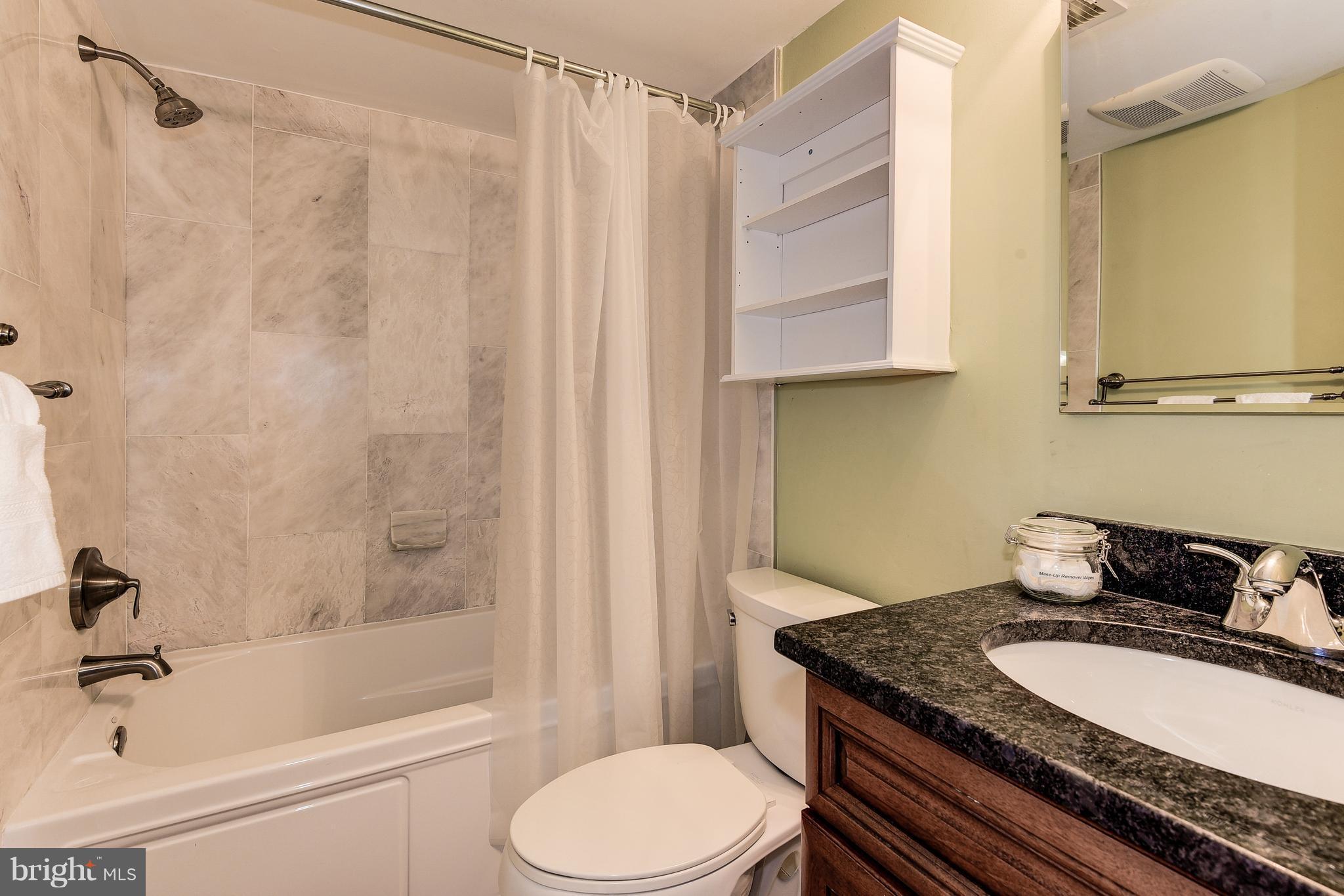 1910 T Street Northwest, Unit 31 Washington, DC 20009 - Photo 23 of 28 Bath (Master)