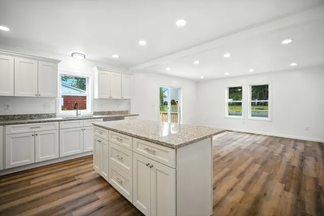 $439,999 | 150 Seymour Avenue, Springfield, MA 01109