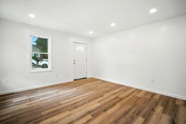 $439,999 | 150 Seymour Avenue, Springfield, MA 01109