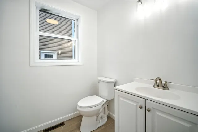 $439,999 | 150 Seymour Avenue, Springfield, MA 01109