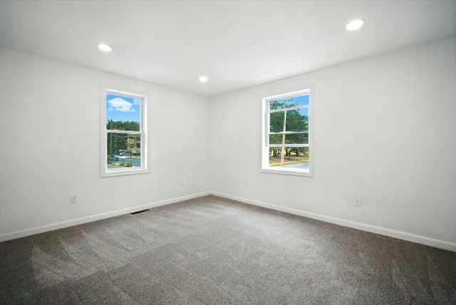 $439,999 | 150 Seymour Avenue, Springfield, MA 01109