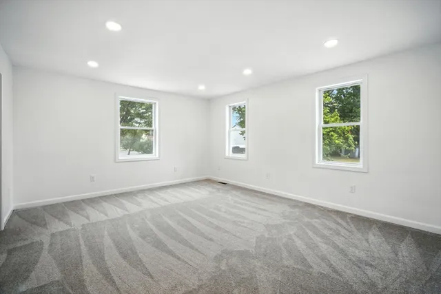 $439,999 | 150 Seymour Avenue, Springfield, MA 01109