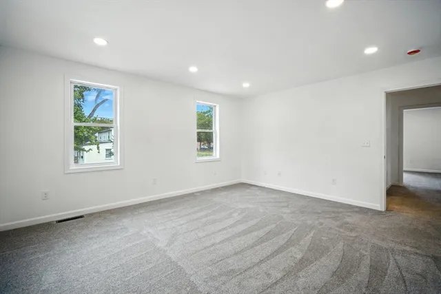 $439,999 | 150 Seymour Avenue, Springfield, MA 01109