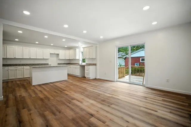 $439,999 | 150 Seymour Avenue, Springfield, MA 01109