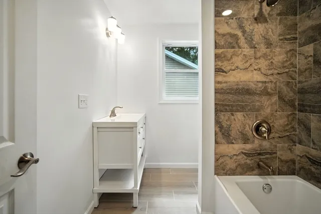 $439,999 | 150 Seymour Avenue, Springfield, MA 01109