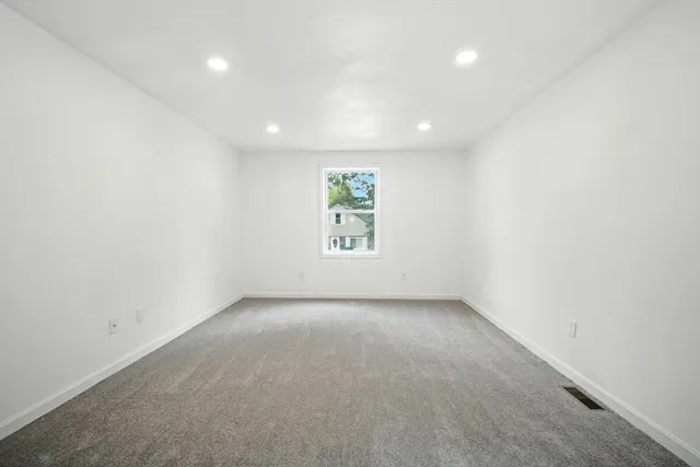 $439,999 | 150 Seymour Avenue, Springfield, MA 01109