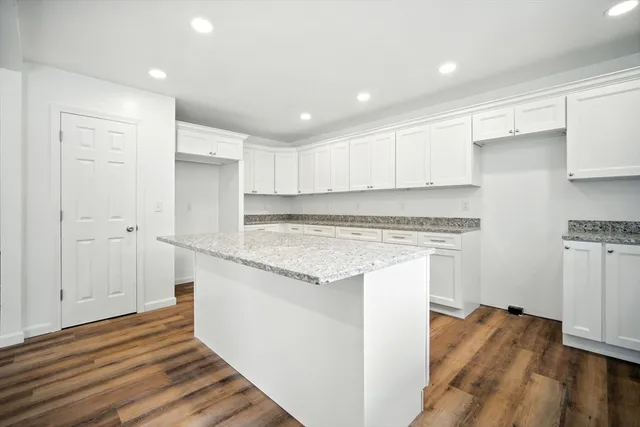 $439,999 | 150 Seymour Avenue, Springfield, MA 01109