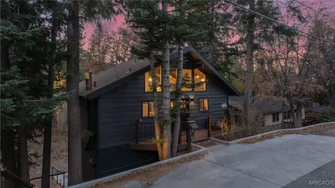 $700,000 | 43343 Bow Canyon Road, Big Bear Lake, CA 92315