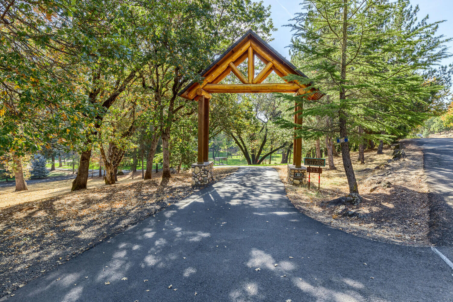 295 Rene Drive Shady Cove, OR 97539 - Photo 52 of 78 RENE (4)