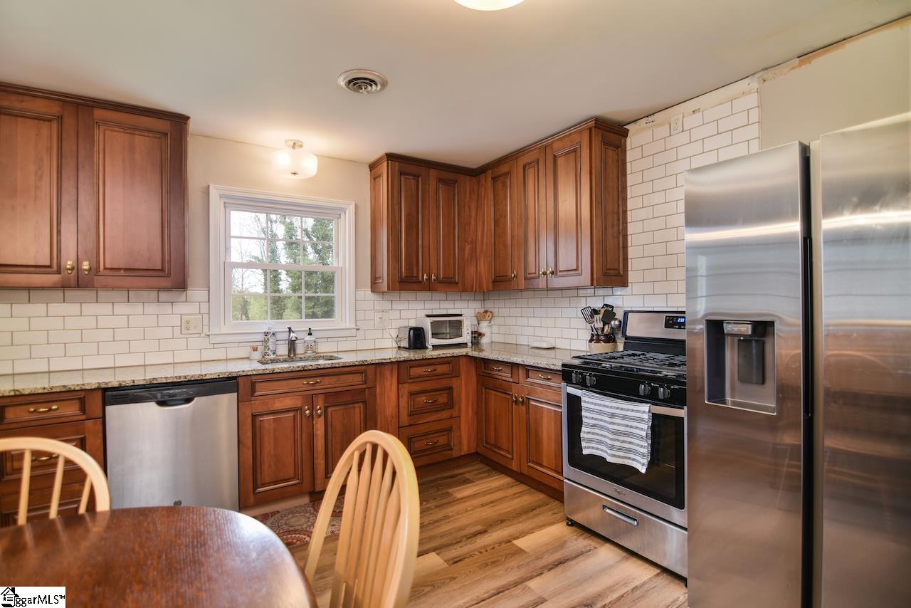 5 Drewry Road Taylors, SC 29687 - Photo 8 of 29 Gallery Image 8