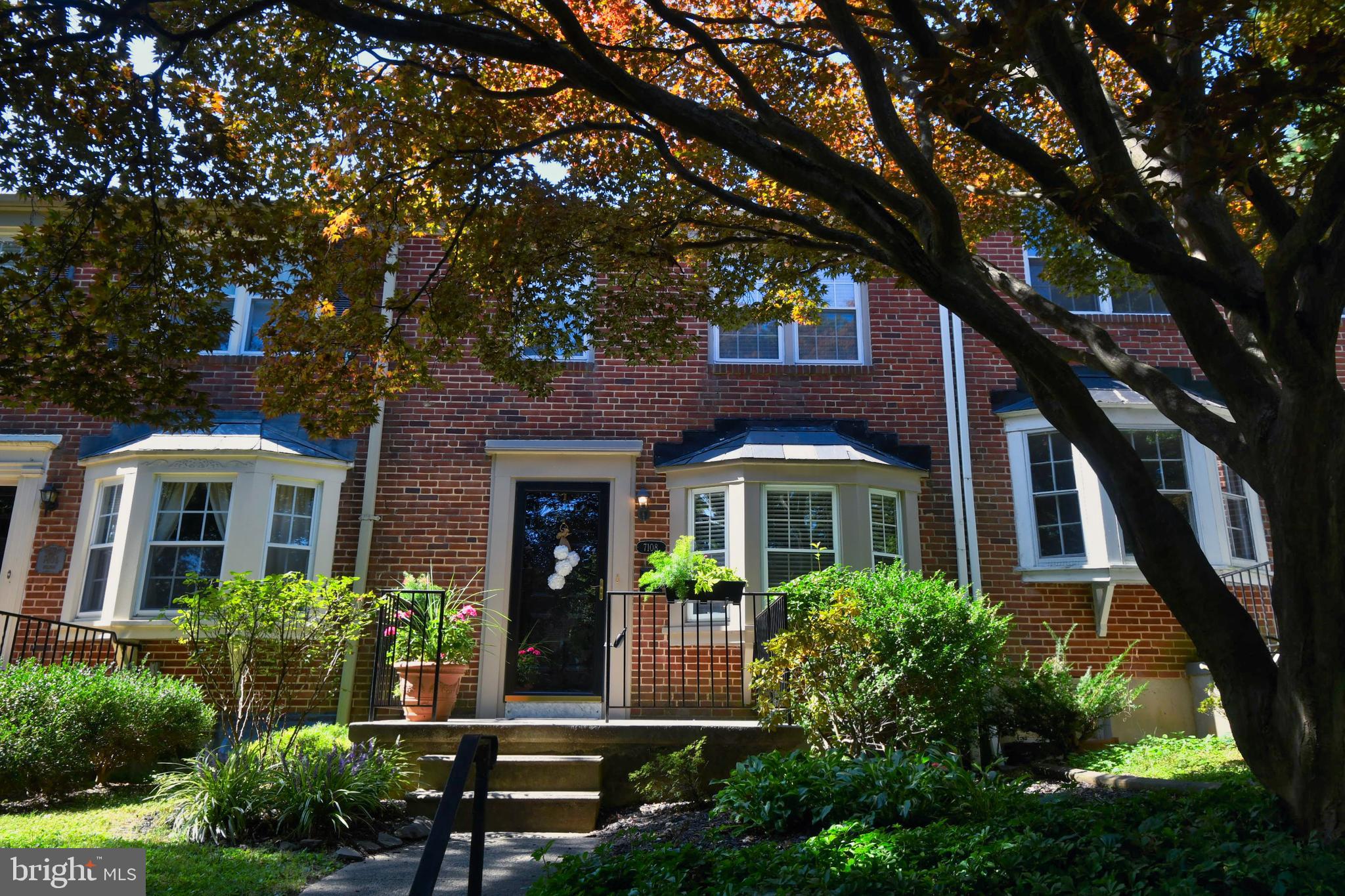 7108 Heathfield Road Baltimore, MD 21212 - Photo 2 of 34