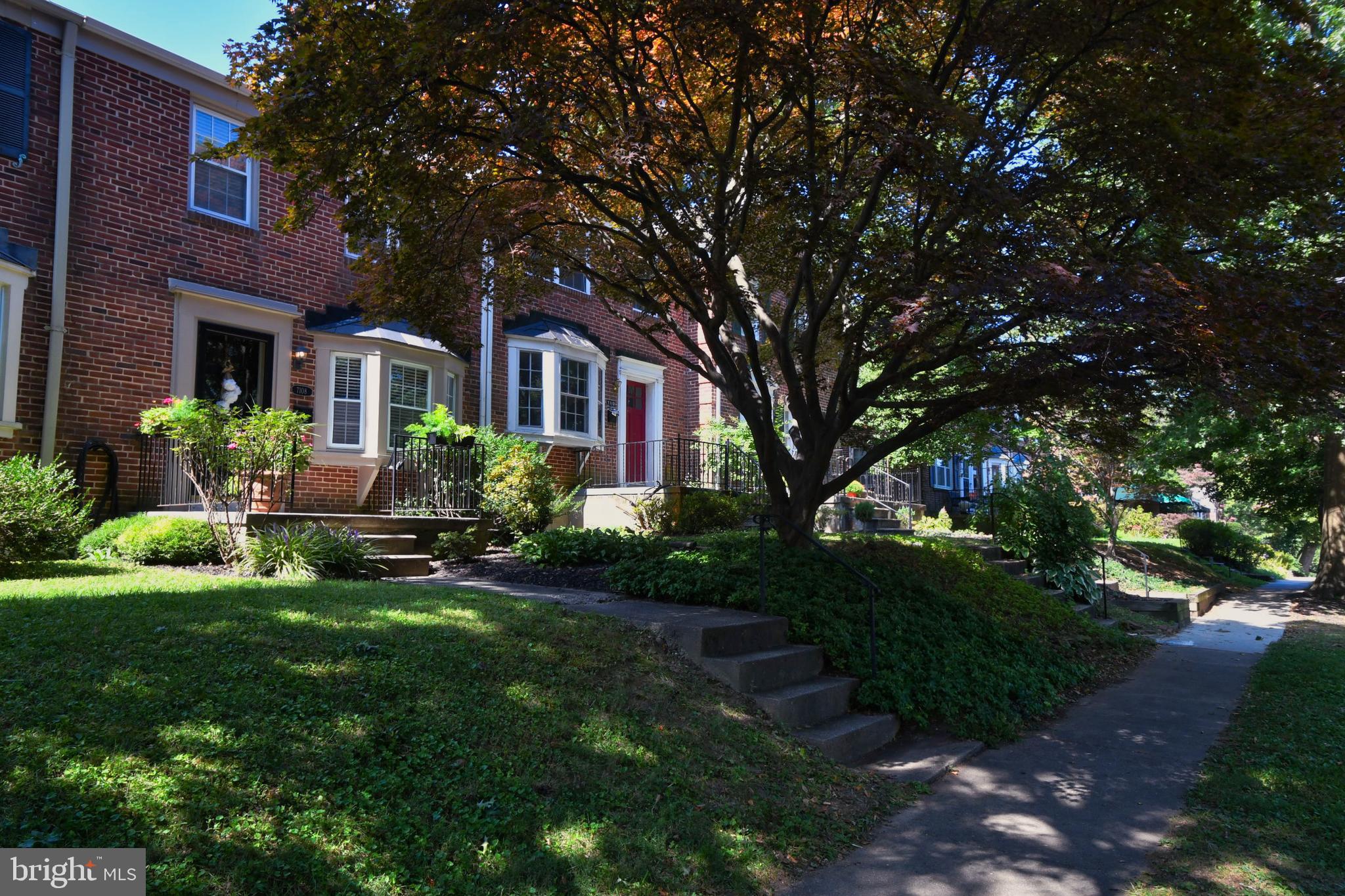 7108 Heathfield Road Baltimore, MD 21212 - Photo 3 of 34