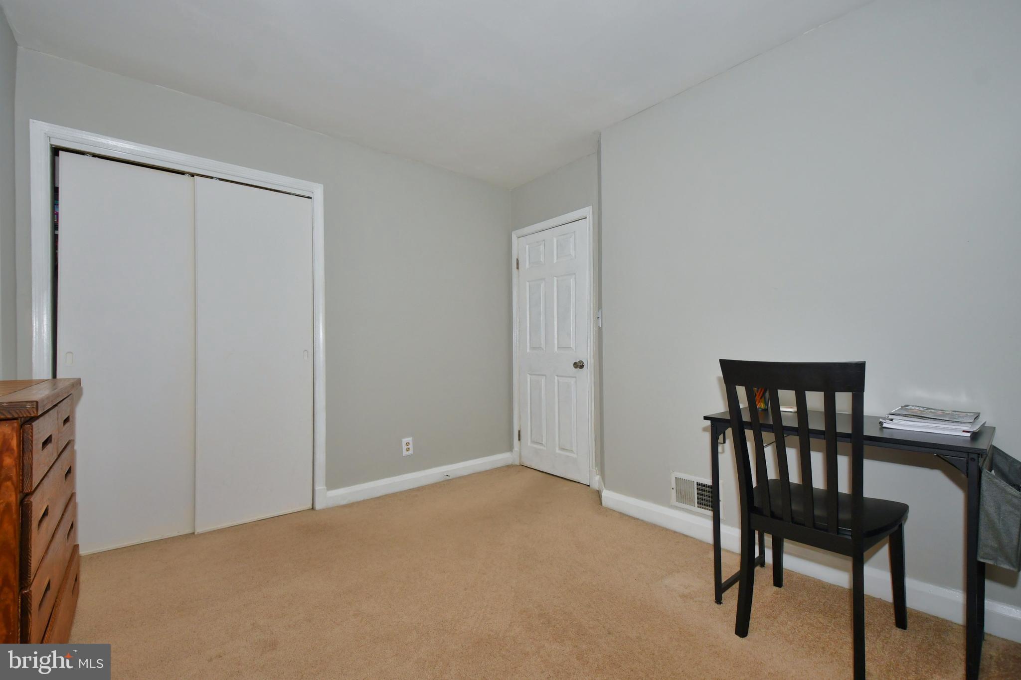 7108 Heathfield Road Baltimore, MD 21212 - Photo 21 of 34