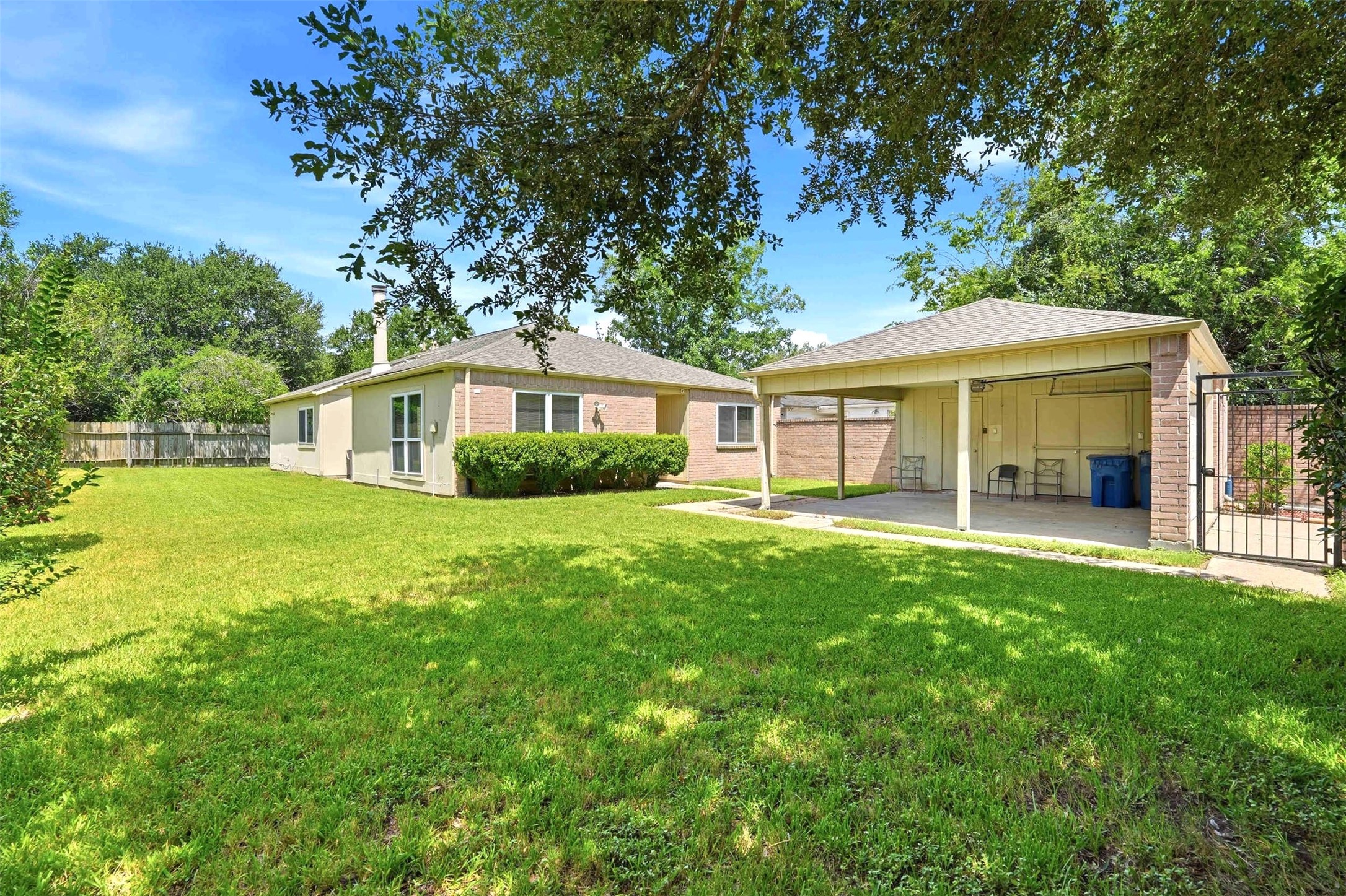 7502 Addicks Clodine Road Houston, TX 77083 - Photo 2 of 30