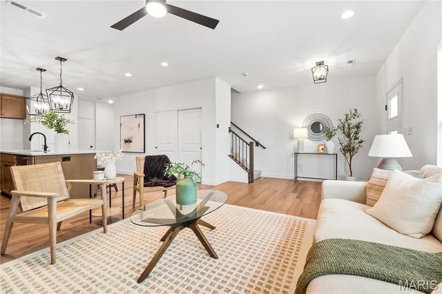 $400,000 | 493 Ginger Dr Street, St. Charles, MO 63303