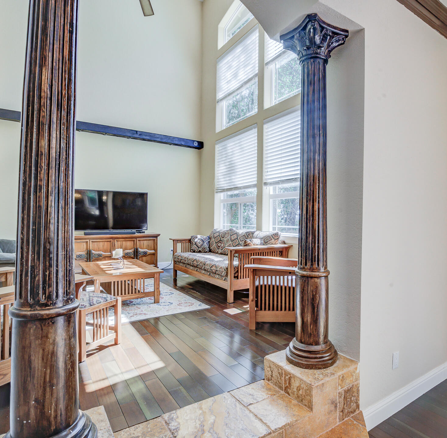 5146 Surrey Drive Redding, CA 96002 - Photo 23 of 57 a living room with furniture and a flat screen tv