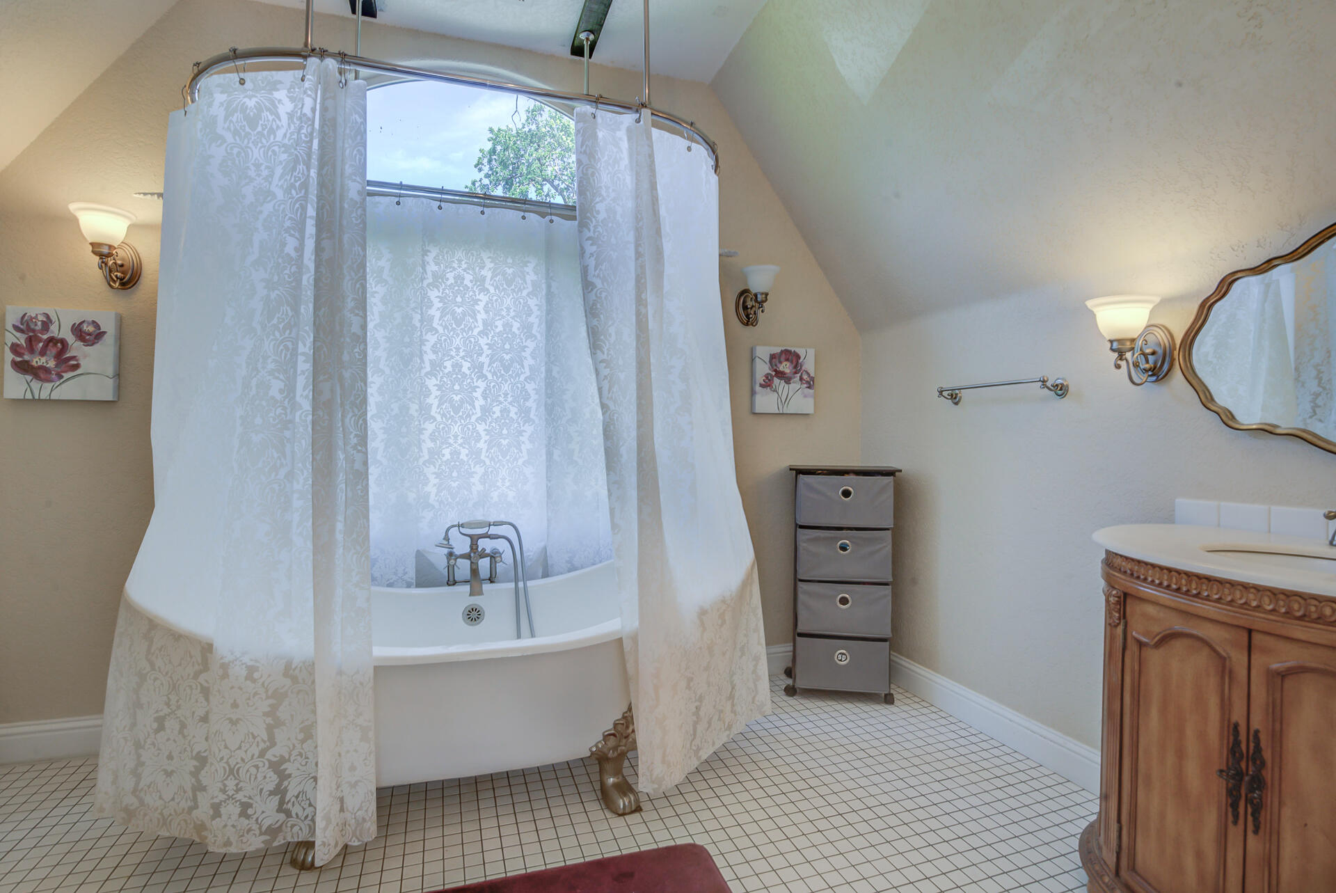 5146 Surrey Drive Redding, CA 96002 - Photo 42 of 57 a bathroom with a sink and a mirror