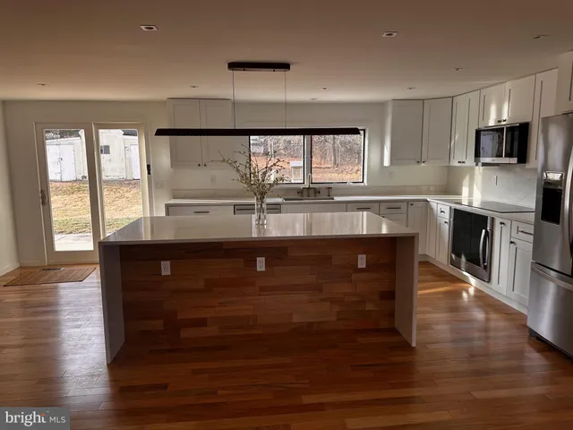 $5,488 | 816 Utterback Store Road, Great Falls, VA 22066